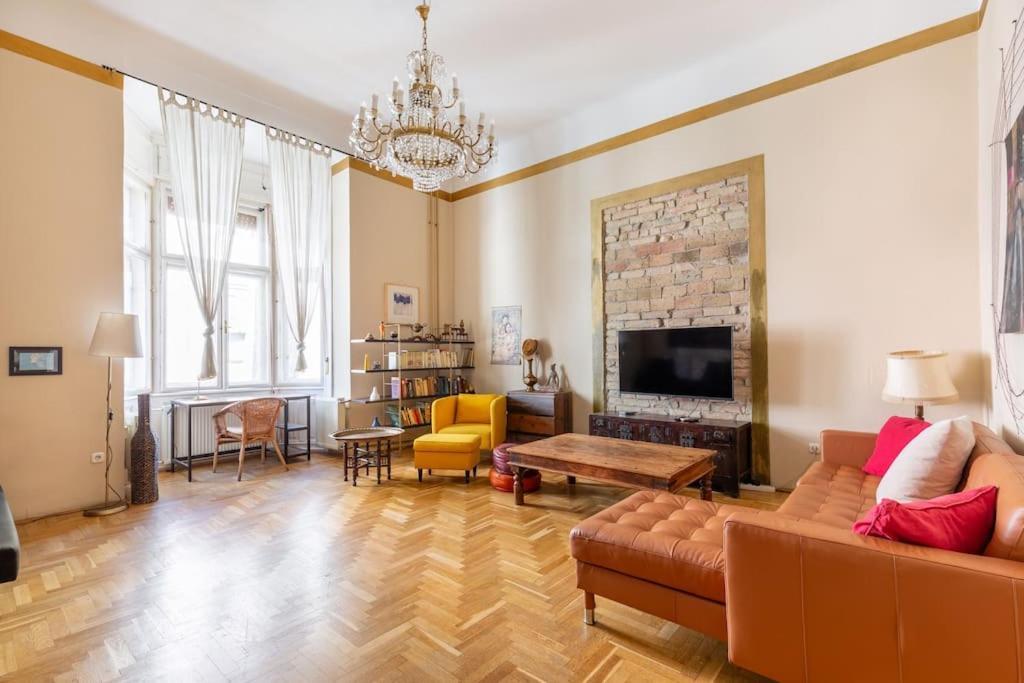 Bourgeois Boheme Apt. 88 M² City Center ブダペスト エクステリア 写真